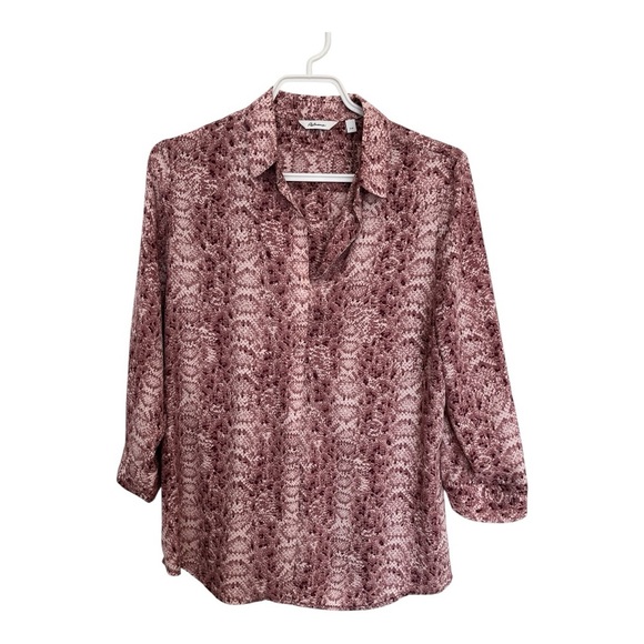 Reitmans Women's crocodile print Blouse old rose size small - Picture 1 of 4